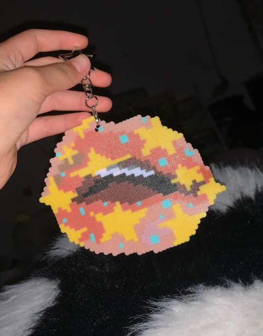 Cosmic Star Lips Perler Bead Keychain | Y2K Retro Pixel Bag Charm