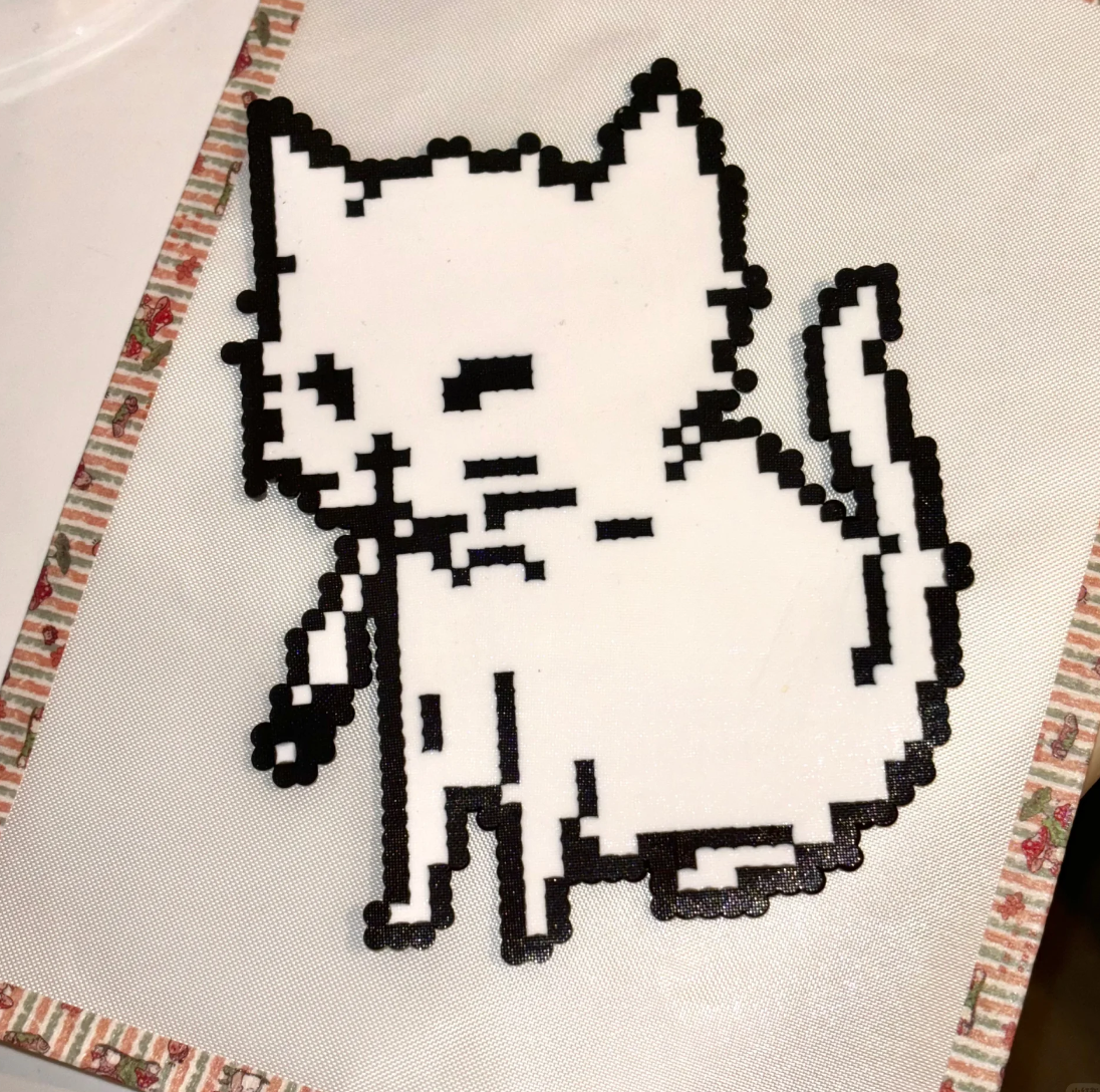 Minimalist Black & White Cat Pixel Charm – Glitter Outline & Squinting Eye – Clean Monochrome Decor