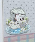 Hello Kitty Under the Umbrella – Soft Pearl Glitter Charm with Flowers & Wave Tray – Spring Pixel Decor
