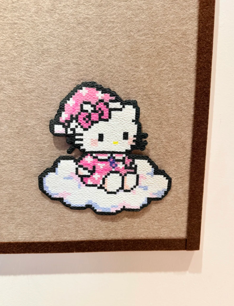 Sleeping Hello Kitty Pixel Charm – Starry Nightcap & Cloud Base – Dreamy Pastel Decor