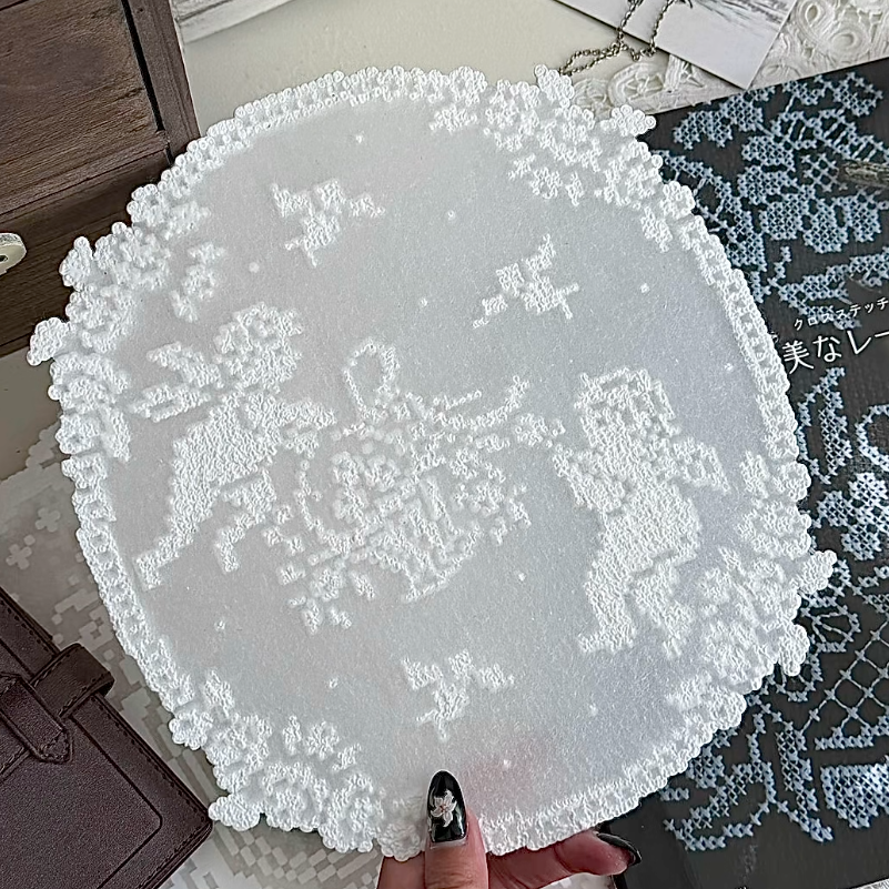 Carriage of Angels – Vintage Fairy Tale Round Perler Art