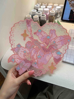 Glitter Heart Coaster – Transparent Base with Gradient Lilies & Stars – Shimmering Floral Decor
