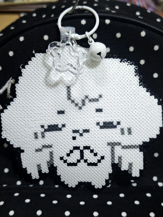 White Curly Puppy Keychain – Minimalist Pixel Dog with Star & Bell – Soft Everyday Charm