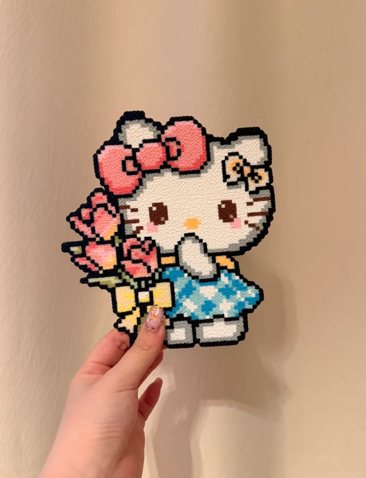 Hello Kitty with Rose Bouquet Pixel Charm – Black Outline & Floral Dress – Romantic Gift Decor