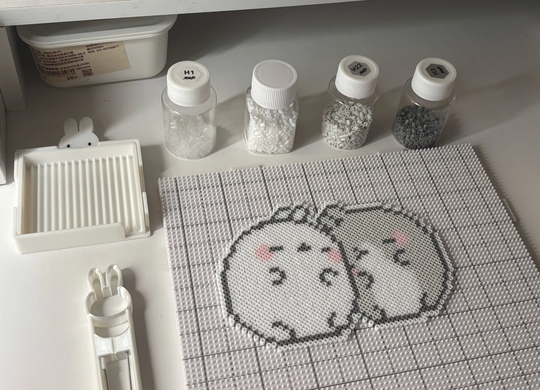 White & Grey Cuddling Chiikawa Twin Pixel Perler Bead Unfinished Layout